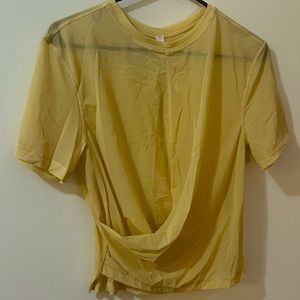 Lululemon Mesh Modal-Silk Blend Short Sleeve Shirt